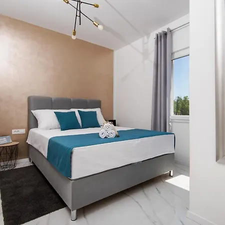 Euroholiday Apartamento Turanj